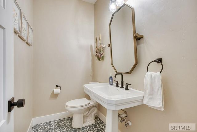 7071 E Big Bend Drive, Idaho Falls, ID 83406