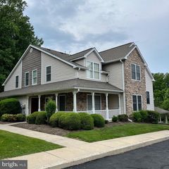 538 EASY STREET T84, Philadelphia, PA 19111