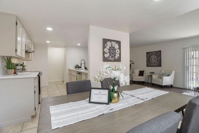 2029 Venus Dr, Ceres, CA 95307