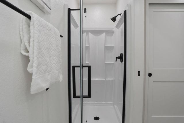 2029 Venus Dr, Ceres, CA 95307