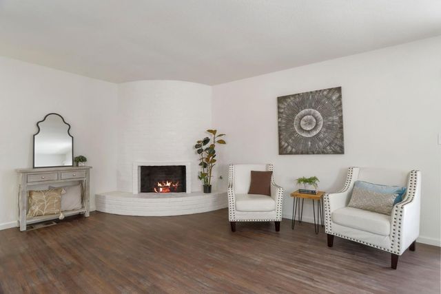 2029 Venus Dr, Ceres, CA 95307