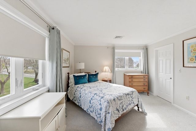 44 Fairway Dr Golfview, Plymouth, MA 02360
