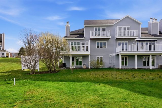 44 Fairway Dr Golfview, Plymouth, MA 02360