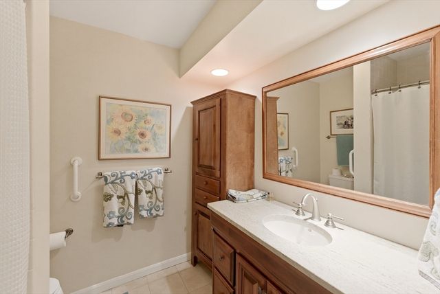 44 Fairway Dr Golfview, Plymouth, MA 02360