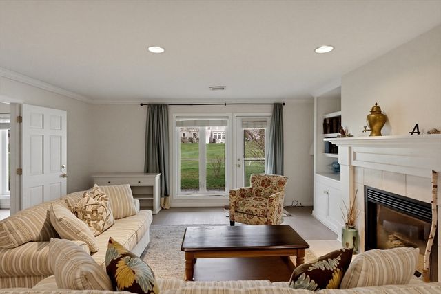 44 Fairway Dr Golfview, Plymouth, MA 02360