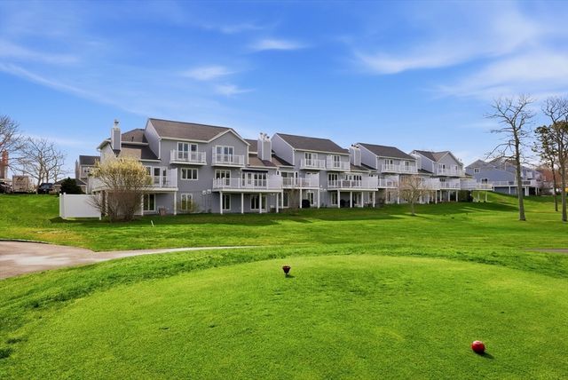 44 Fairway Dr Golfview, Plymouth, MA 02360