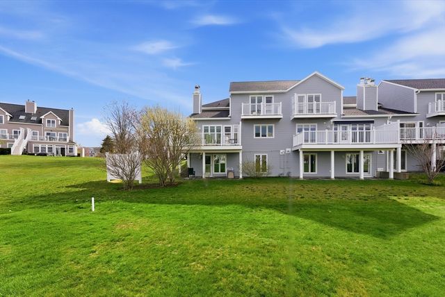 44 Fairway Dr Golfview, Plymouth, MA 02360