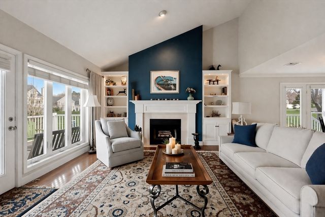 44 Fairway Dr Golfview, Plymouth, MA 02360
