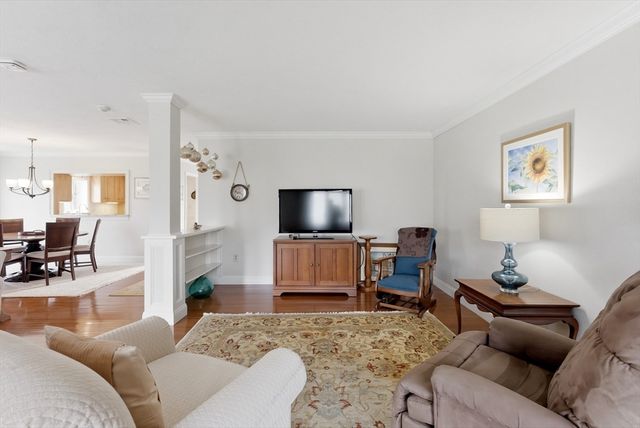 44 Fairway Dr Golfview, Plymouth, MA 02360