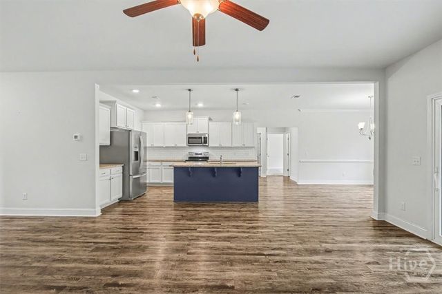 37 Watergrass Way, Richmond Hill, GA 31324