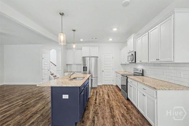 37 Watergrass Way, Richmond Hill, GA 31324