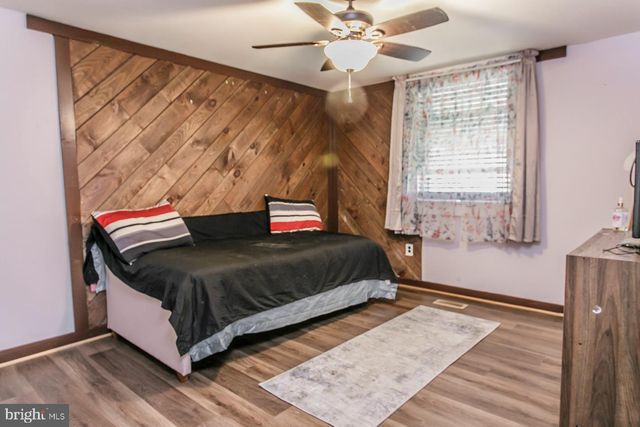 633 E ELM ST, Norristown, PA 19401