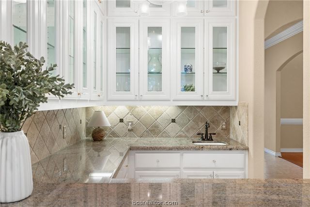5305 Cascades Court, College Station, TX 77845