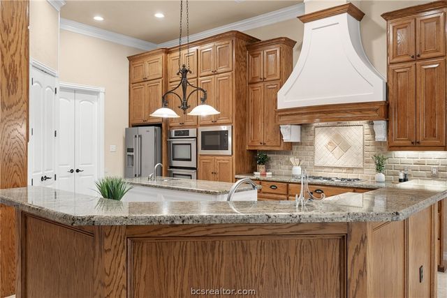 5305 Cascades Court, College Station, TX 77845