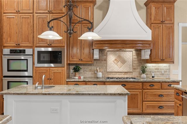 5305 Cascades Court, College Station, TX 77845