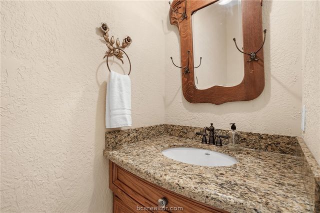 5305 Cascades Court, College Station, TX 77845