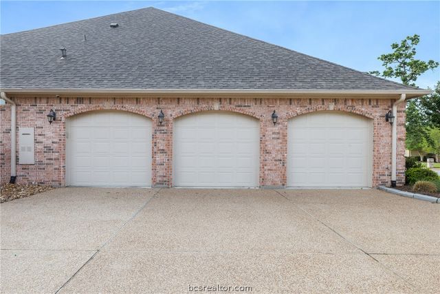 5305 Cascades Court, College Station, TX 77845
