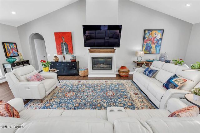 346 Wolf Run Court, Reno, NV 89511