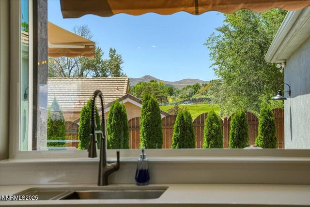 346 Wolf Run Court, Reno, NV 89511