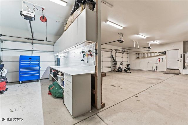 346 Wolf Run Court, Reno, NV 89511