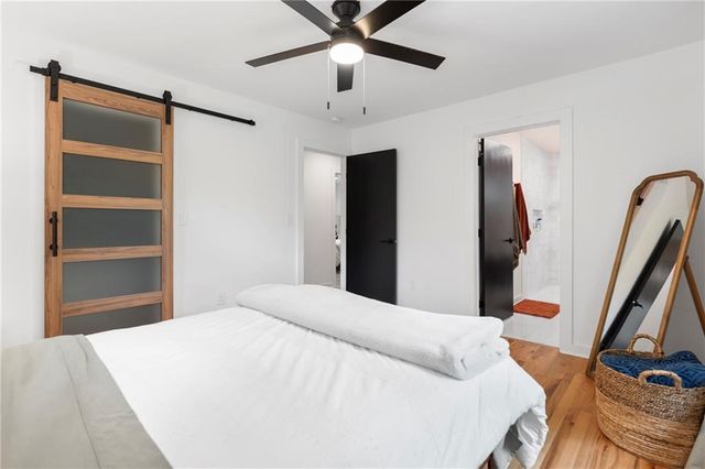 3941 Lake SE Drive, Smyrna, GA 30082