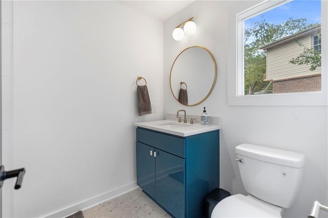 3941 Lake SE Drive, Smyrna, GA 30082