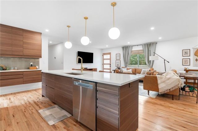 3941 Lake SE Drive, Smyrna, GA 30082