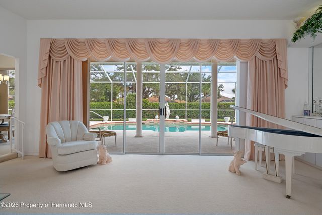 9401 Fox Hollow Lane, Weeki Wachee, FL 34613