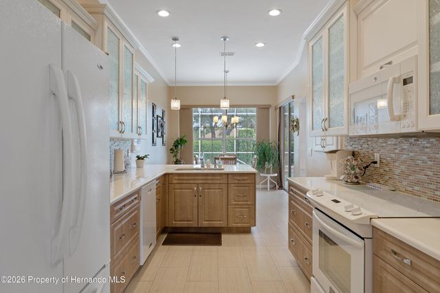 9401 Fox Hollow Lane, Weeki Wachee, FL 34613