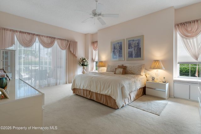 9401 Fox Hollow Lane, Weeki Wachee, FL 34613
