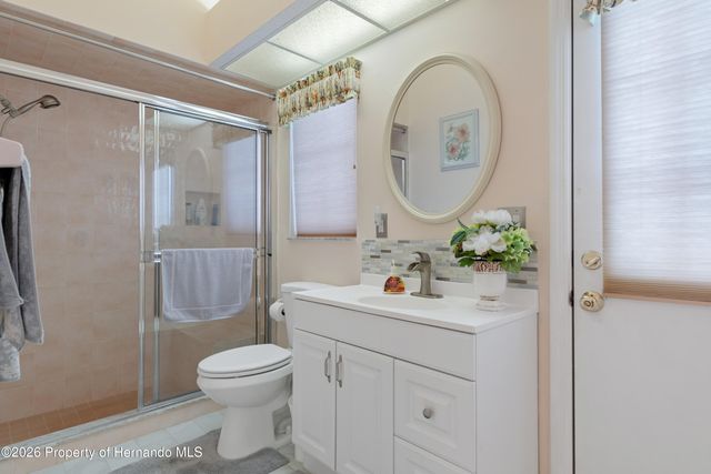 9401 Fox Hollow Lane, Weeki Wachee, FL 34613