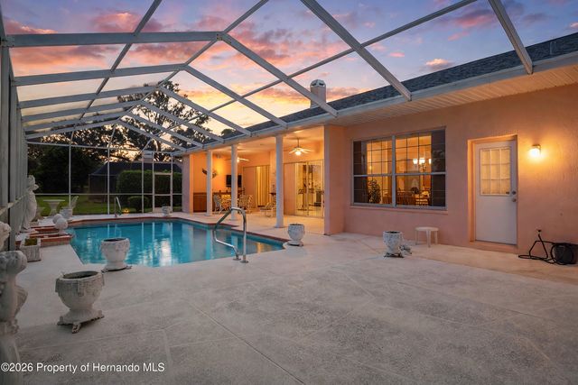 9401 Fox Hollow Lane, Weeki Wachee, FL 34613