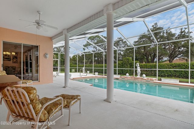 9401 Fox Hollow Lane, Weeki Wachee, FL 34613