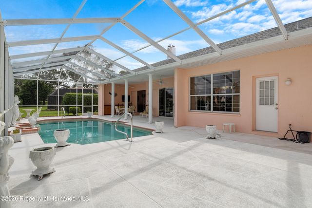 9401 Fox Hollow Lane, Weeki Wachee, FL 34613