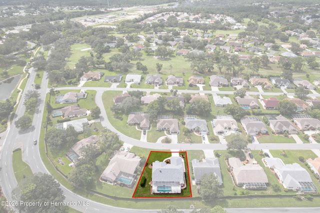 9401 Fox Hollow Lane, Weeki Wachee, FL 34613