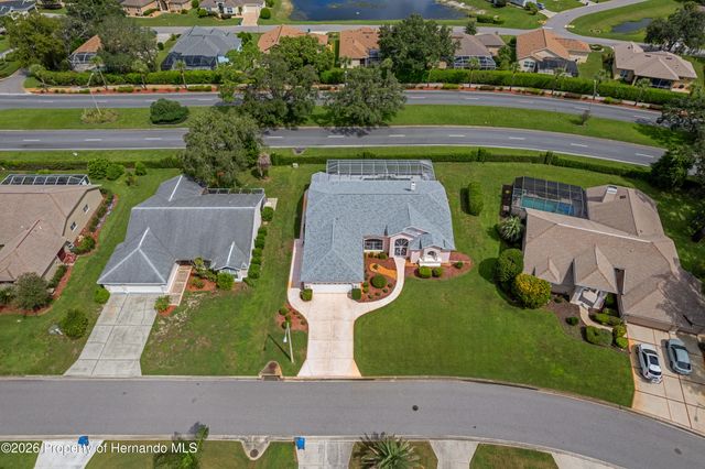 9401 Fox Hollow Lane, Weeki Wachee, FL 34613