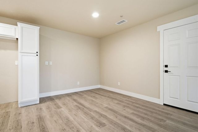 17014 Keswick Dam Road, Redding, CA 96003