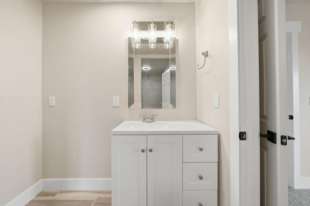 17014 Keswick Dam Road, Redding, CA 96003