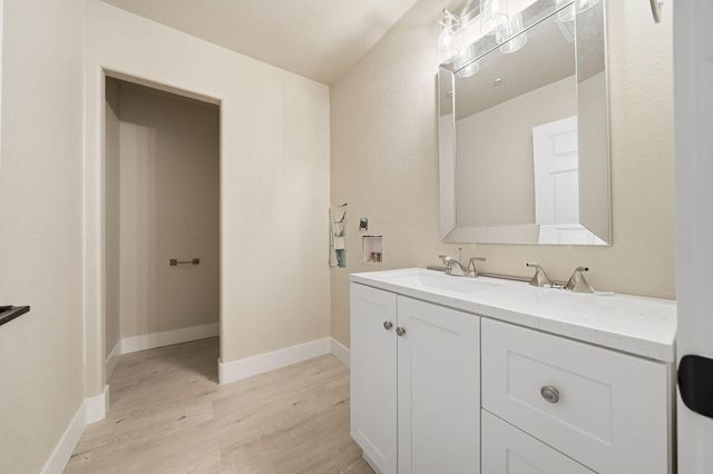 17014 Keswick Dam Road, Redding, CA 96003