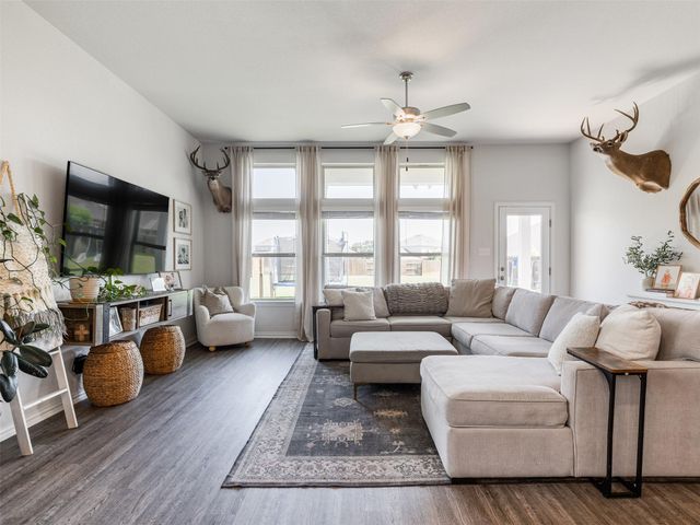 320 Old Trinity WAY, Georgetown, TX 78628