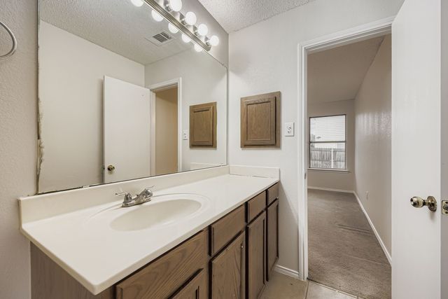 4873 Leaf Hollow Drive, Fort Worth, TX 76244