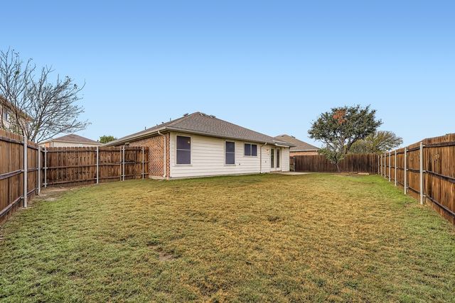 4873 Leaf Hollow Drive, Fort Worth, TX 76244