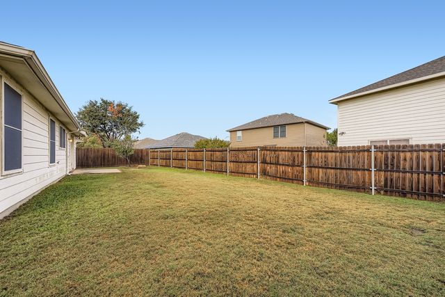 4873 Leaf Hollow Drive, Fort Worth, TX 76244