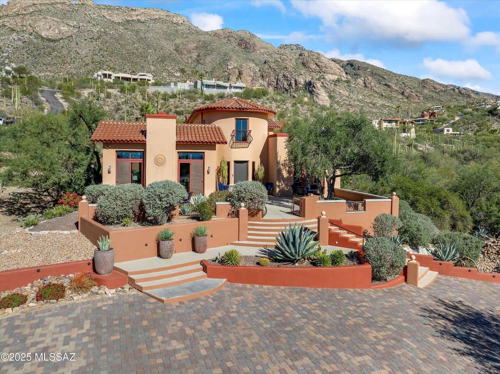 4701 E Winged Foot Drive, Tucson, AZ 85718