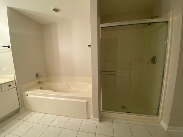 1298 Georgetown Way, Vernon Hills, IL 60061