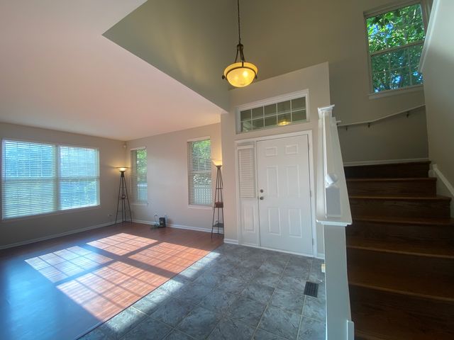 1298 Georgetown Way, Vernon Hills, IL 60061