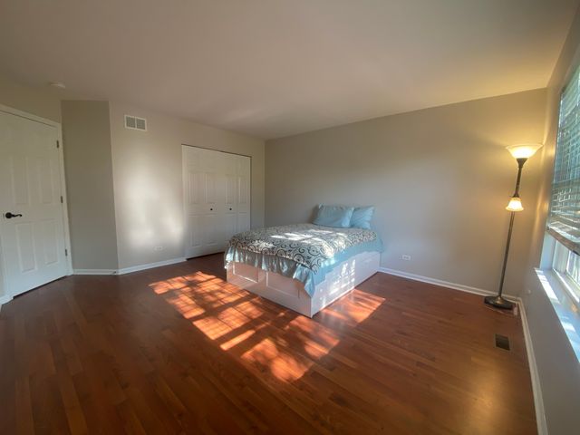 1298 Georgetown Way, Vernon Hills, IL 60061