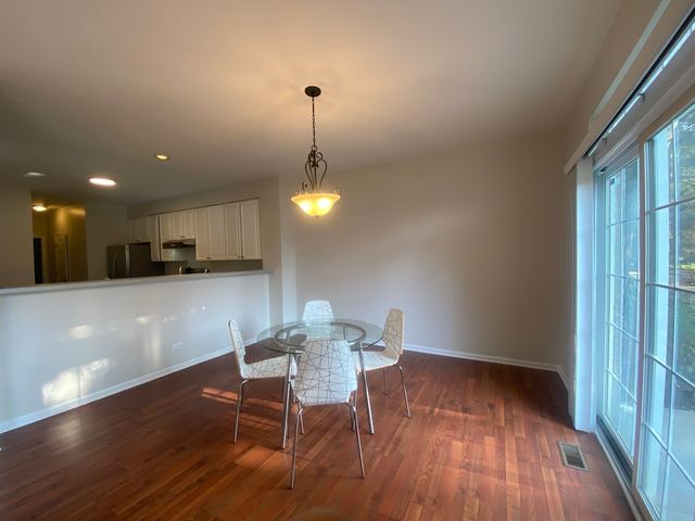 1298 Georgetown Way, Vernon Hills, IL 60061