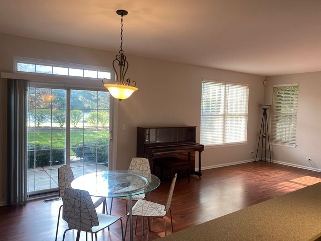 1298 Georgetown Way, Vernon Hills, IL 60061