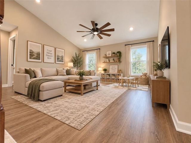 1831 Green Oak Circle, Lawrenceville, GA 30043